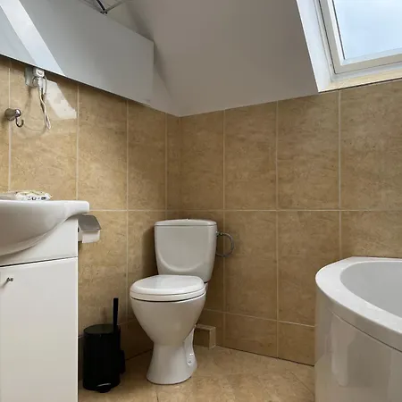 Ogrodzony Dom Nad Morzem Na Wylacznosc בית נופש רווה