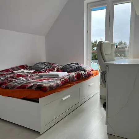 Ogrodzony Dom Nad Morzem Na Wylacznosc *