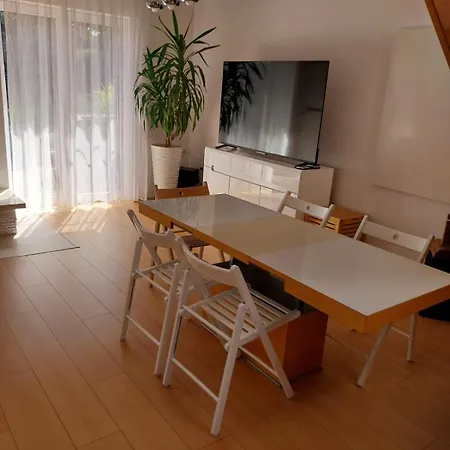 Ogrodzony Dom Nad Morzem Na Wylacznosc * Rewa