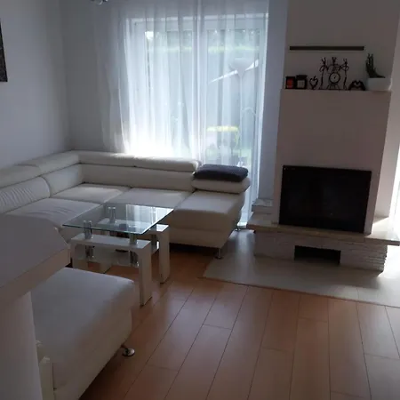 Ogrodzony Dom Nad Morzem Na Wylacznosc