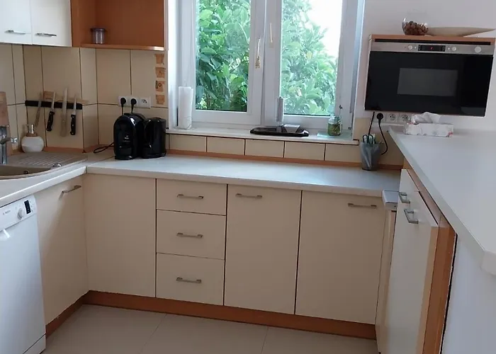 Ogrodzony Dom Nad Morzem Na Wylacznosc Semesterbostad *